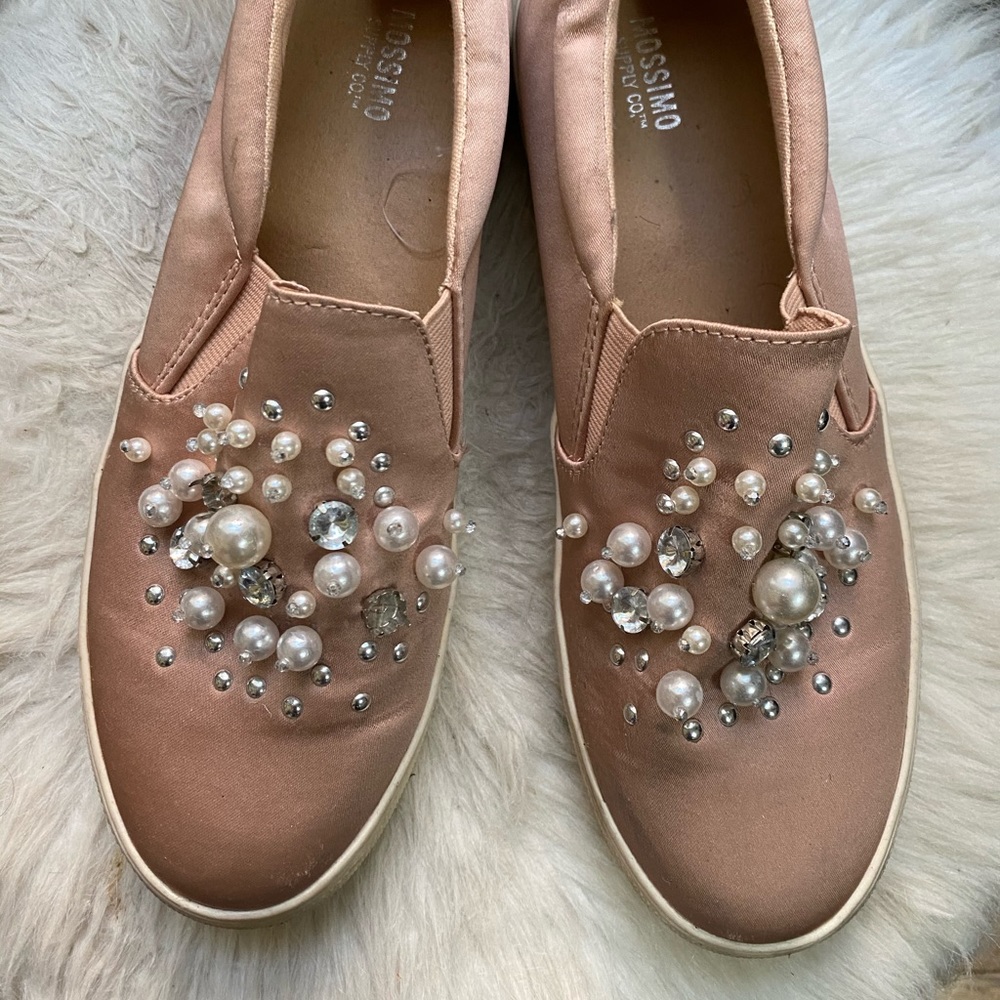 Pearls sneakers